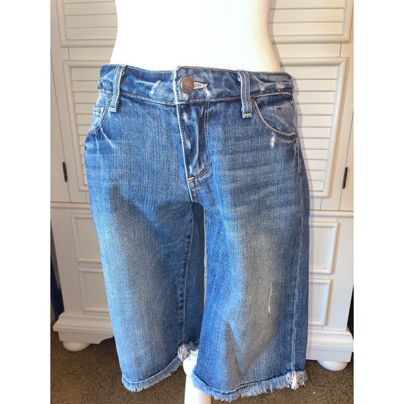 ❤️PAIGE Denim Distressed Bermuda Shorts - Picture 2 of 7